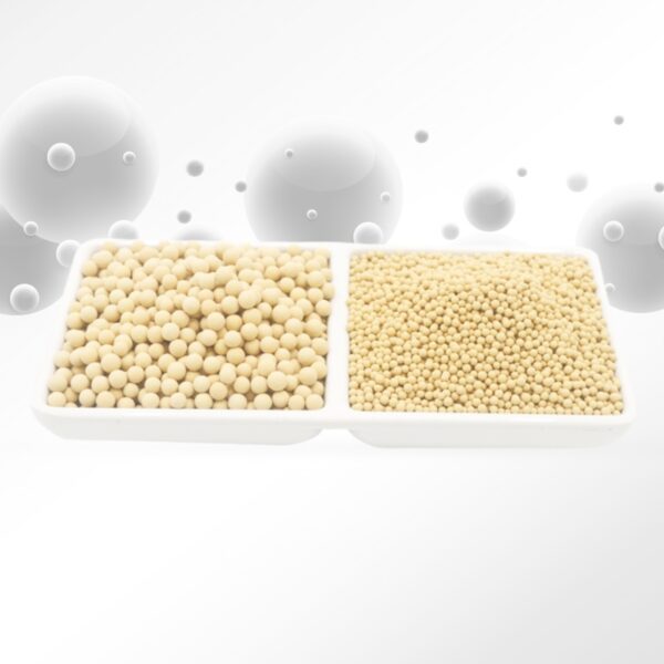 13X-APG molecular sieve sample in two forms: beads and pellets, displayed on trays, ideal for air separation and deep gas purification